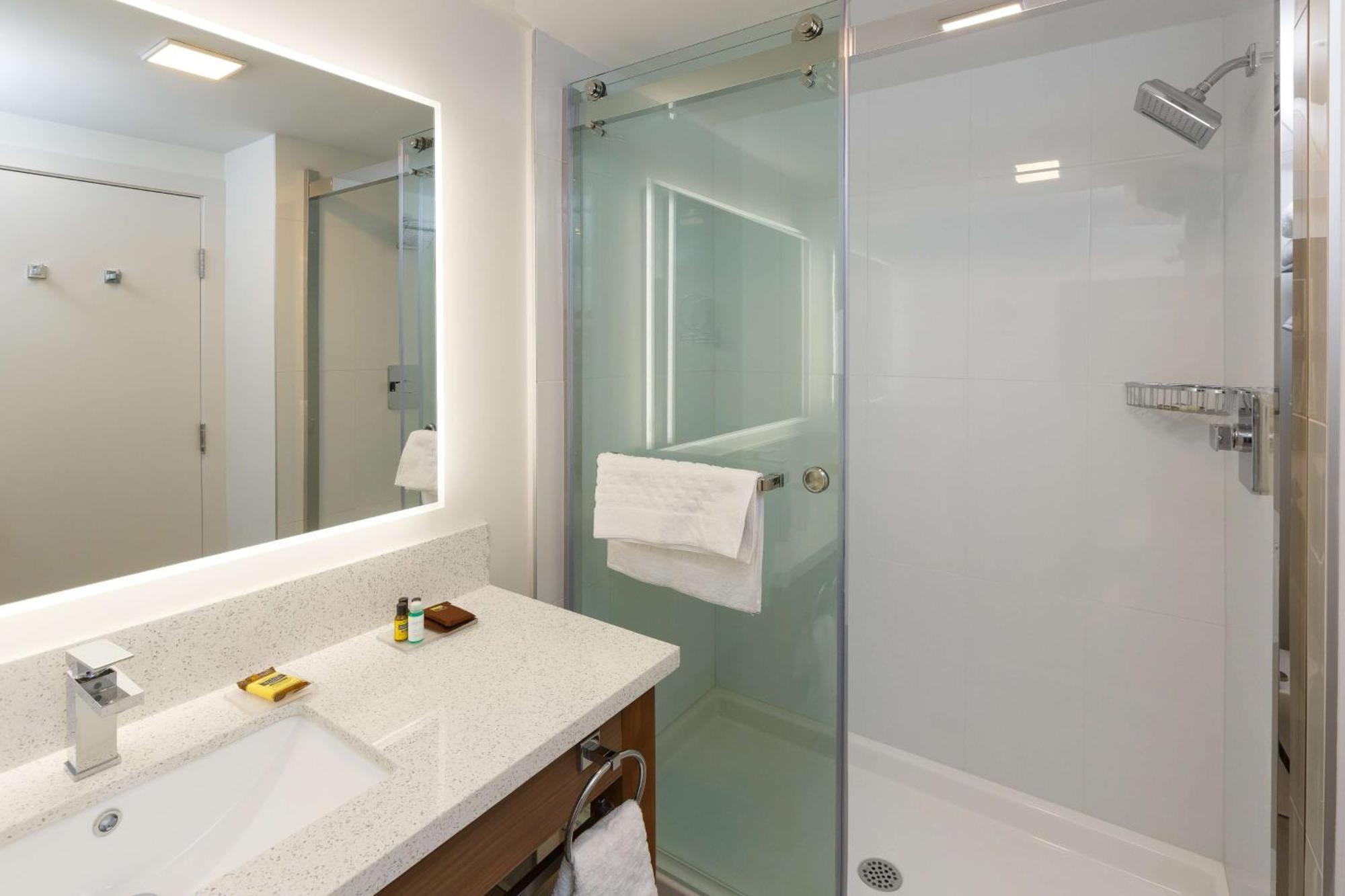 Executive Residency By Best Western Calgary City View North Luaran gambar