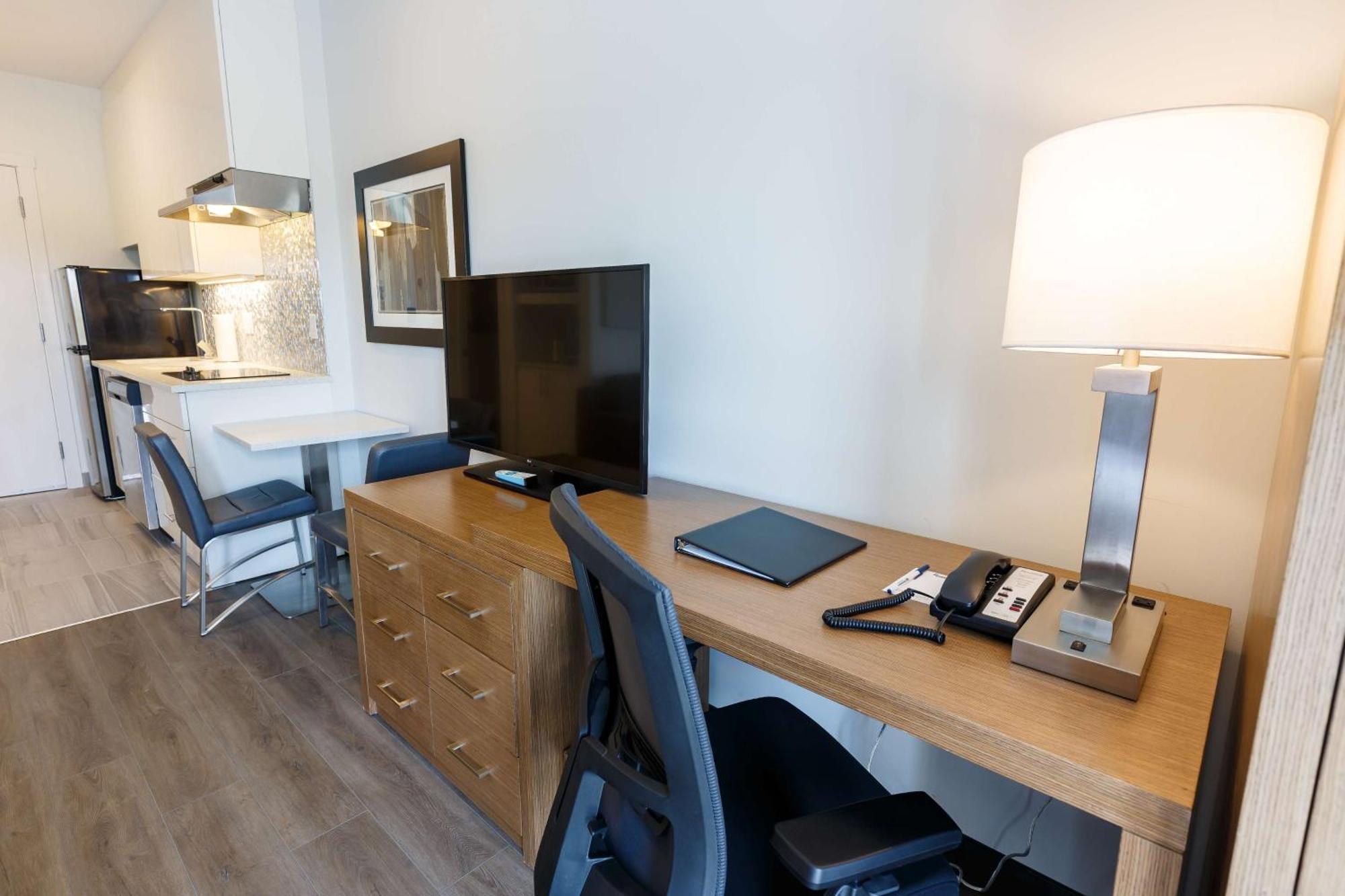 Executive Residency By Best Western Calgary City View North Luaran gambar